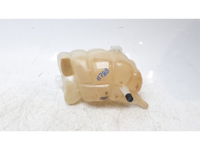 Recambio de deposito expansion para ford mondeo lim. hybrid referencia OEM IAM DG938A080B  