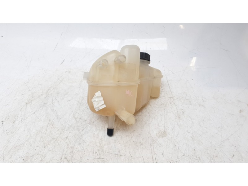 Recambio de deposito expansion para ford mondeo lim. hybrid referencia OEM IAM DG938A080B  