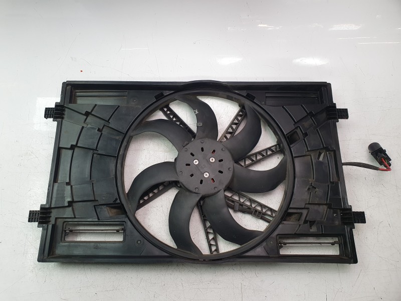 Recambio de electroventilador para seat leon (5f1) 1.5 tsi referencia OEM IAM 5Q0121203DQ  
