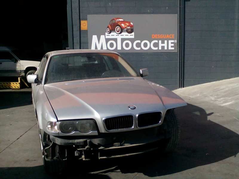 bmw serie 7 (e38) del año 2000