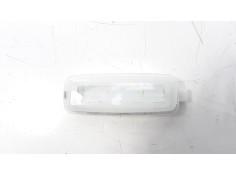 LUZ INTERIOR 8H0947105 