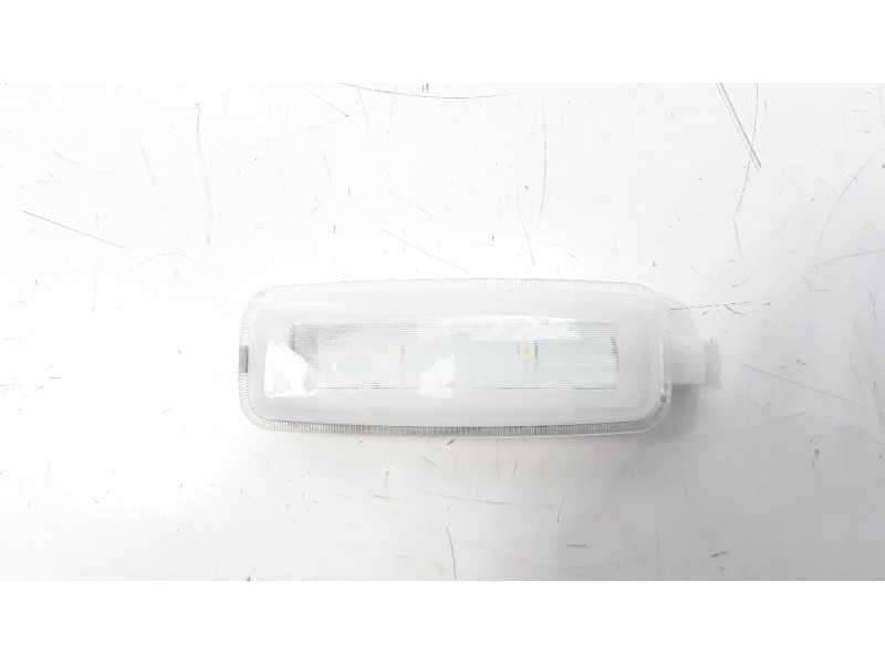 Recambio de luz interior para audi a1 sportback (8xf) attracted referencia OEM IAM 8H0947105  