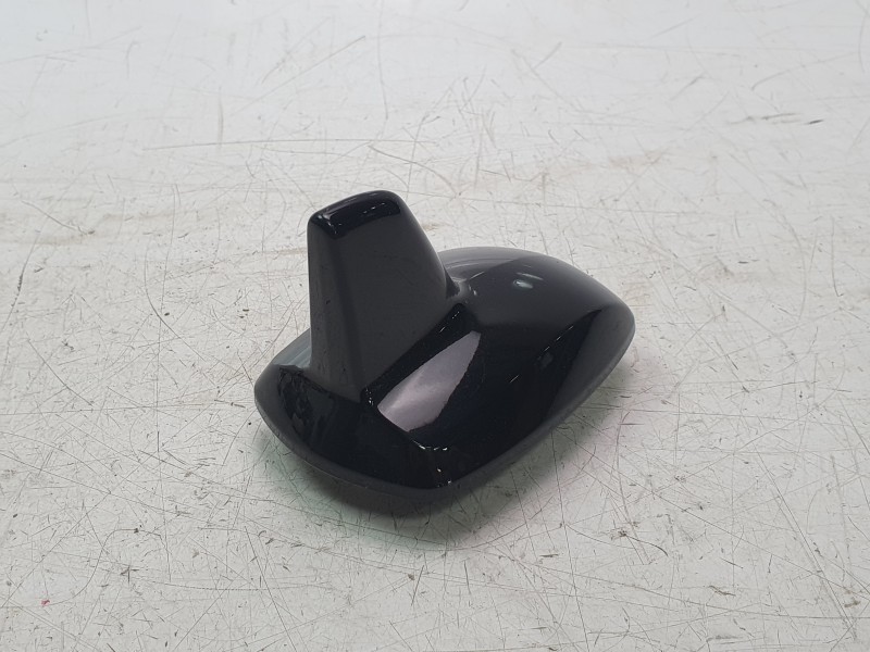 Recambio de antena para mercedes-benz clase gl (x166) gl 350 bluetec 4matic (166.824) referencia OEM IAM A2128201675 A2128270228