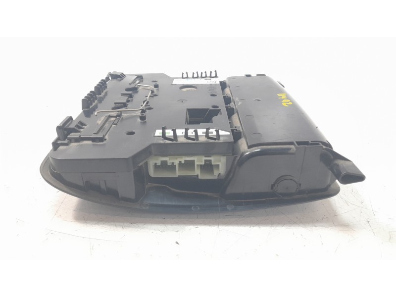 Recambio de luz interior para mercedes-benz clase gl (x166) gl 350 bluetec 4matic (166.824) referencia OEM IAM A1669062301  