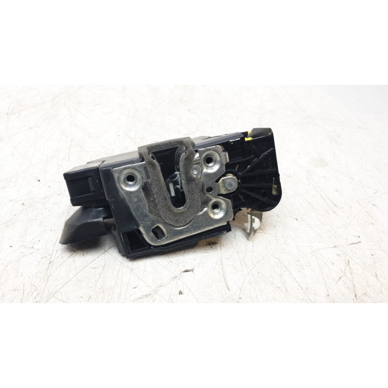 Recambio de cerradura puerta delantera izquierda para dacia duster iii eco-g 100 essential referencia OEM IAM 805036321R  