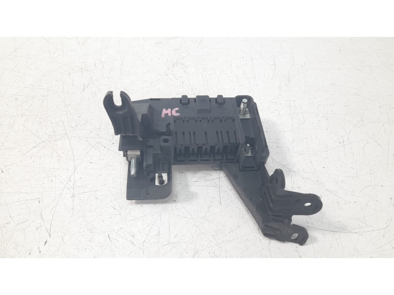 Recambio de caja reles / fusibles para mercedes-benz clase gl (x166) gl 350 bluetec 4matic (166.824) referencia OEM IAM A1665403