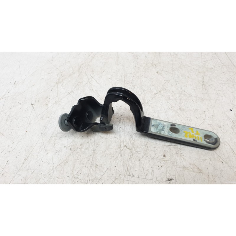 Recambio de bisagra izquierda porton para mercedes-benz clase gl (x166) gl 350 bluetec 4matic (166.824) referencia OEM IAM A1667