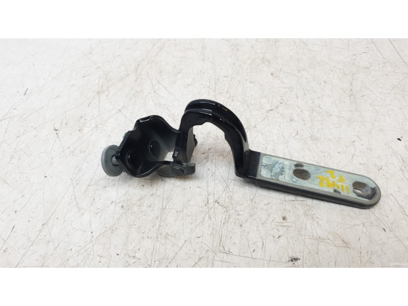 Recambio de bisagra izquierda porton para mercedes-benz clase gl (x166) gl 350 bluetec 4matic (166.824) referencia OEM IAM A1667