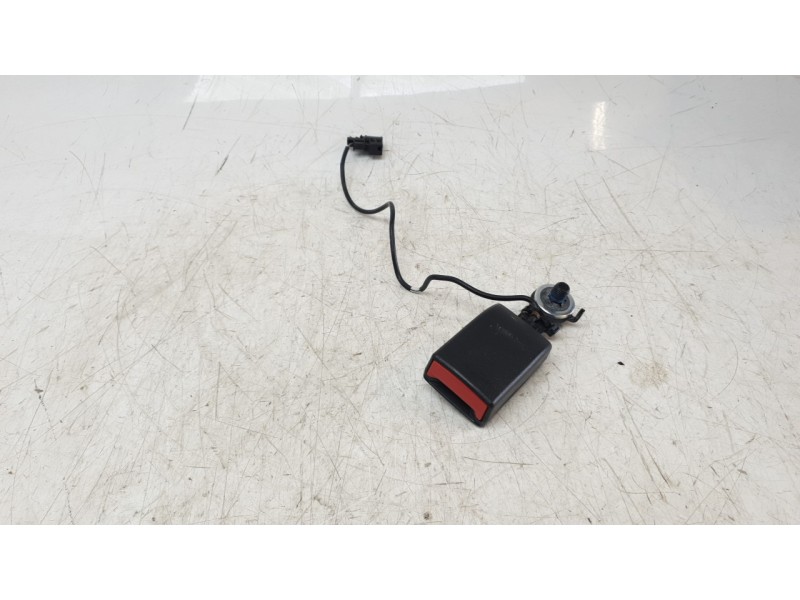Recambio de enganche cinturon trasero izquierdo para mercedes-benz clase gl (x166) gl 350 bluetec 4matic (166.824) referencia OE