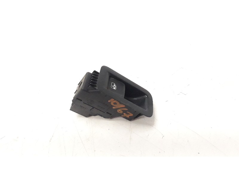 Recambio de mando elevalunas delantero derecho para volkswagen golf vii lim. (bq1) 1.6 tdi referencia OEM IAM 5G0959855M  EWSVW1