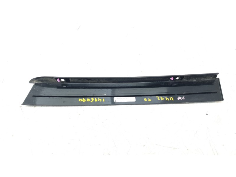 Recambio de molduras traseras para mercedes-benz clase gl (x166) gl 350 bluetec 4matic (166.824) referencia OEM IAM A1666700287 
