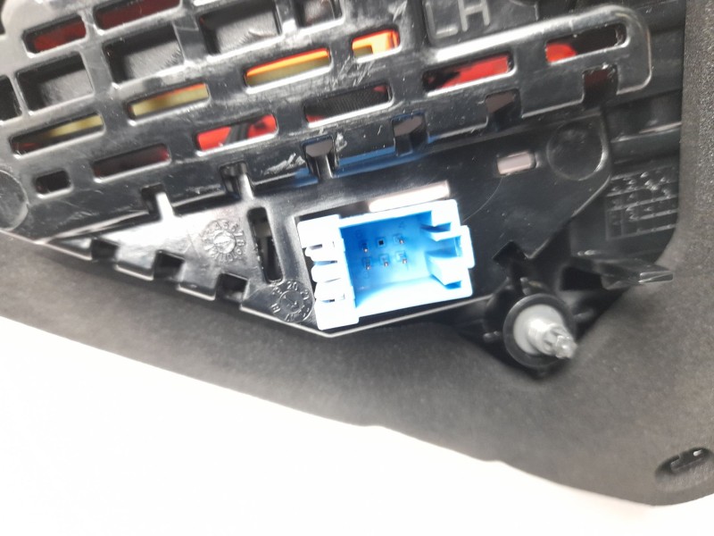 Recambio de piloto trasero izquierdo interior para audi a1 sportback (gba) 30 tfsi referencia OEM IAM 82A945093C  