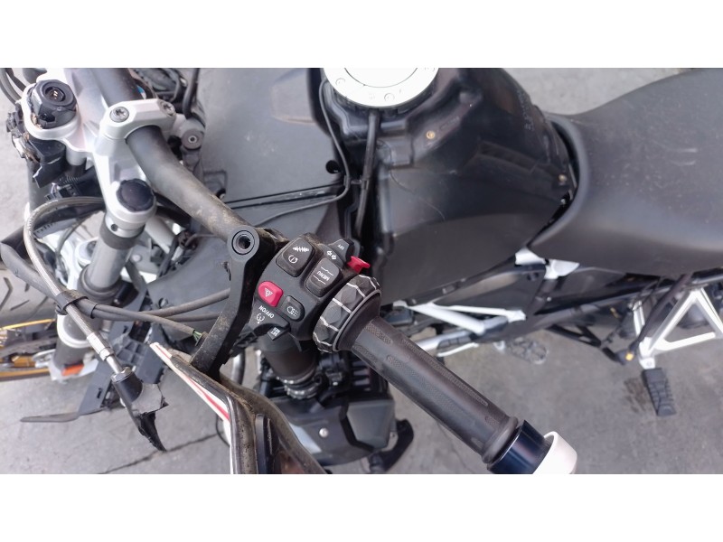 Recambio de piña luces izquierda para bmw r 1250 r 1250 gs referencia OEM IAM   