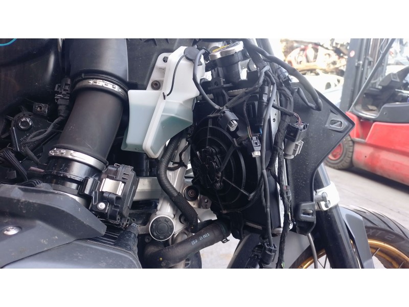 Recambio de electroventilador para bmw r 1250 r 1250 gs referencia OEM IAM   