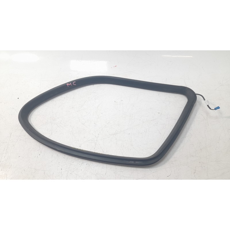 Recambio de gomas contorno puerta para mercedes-benz clase gl (x166) gl 350 bluetec 4matic (166.824) referencia OEM IAM A1666808