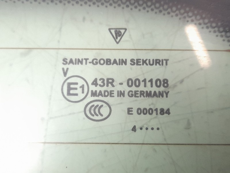 Recambio de luna trasera para porsche 911 (typ 991) carrera 4s referencia OEM IAM   