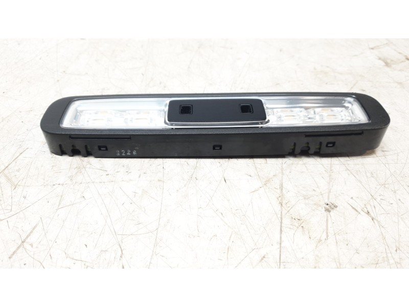 Recambio de luz interior para mercedes-benz clase c coupe (w205) c 250 d 4matic (205.309) referencia OEM IAM A2389065100  