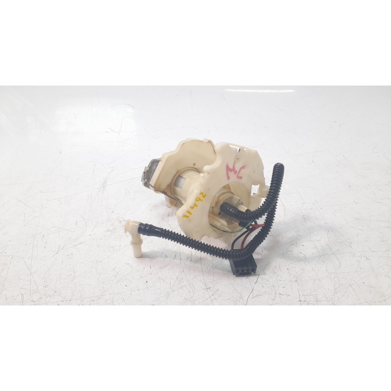 Recambio de bomba combustible para mercedes-benz clase gl (x166) gl 350 bluetec 4matic (166.824) referencia OEM IAM 1664702994  