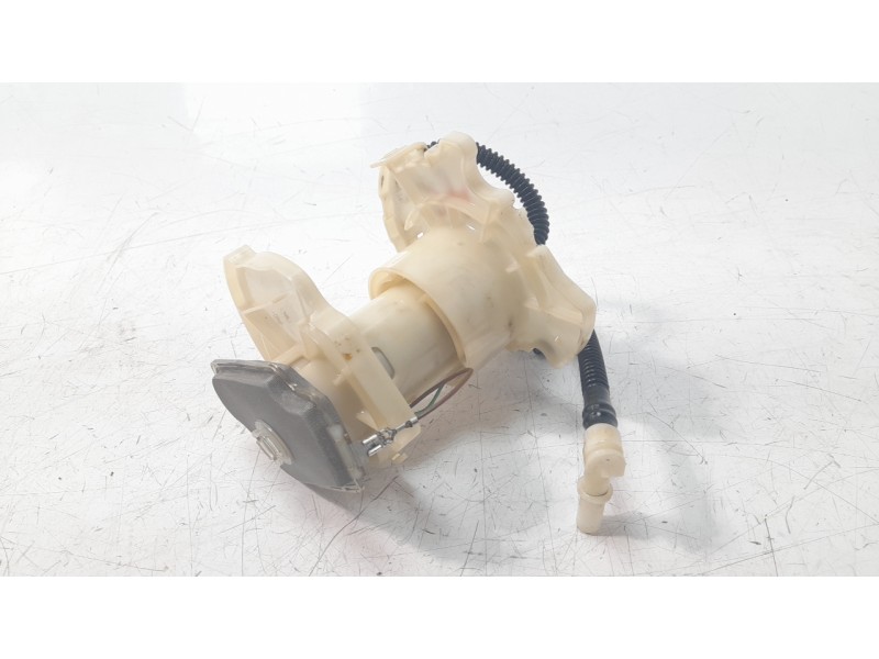 Recambio de bomba combustible para mercedes-benz clase gl (x166) gl 350 bluetec 4matic (166.824) referencia OEM IAM 1664702994  
