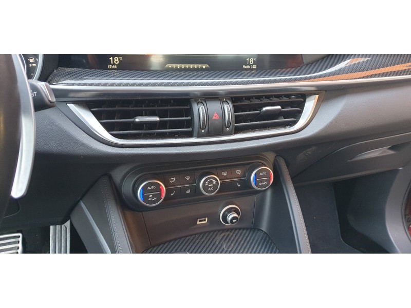 Recambio de mando climatizador para alfa romeo stelvio (630) quadrifoglio 4wd referencia OEM IAM 1561506110  