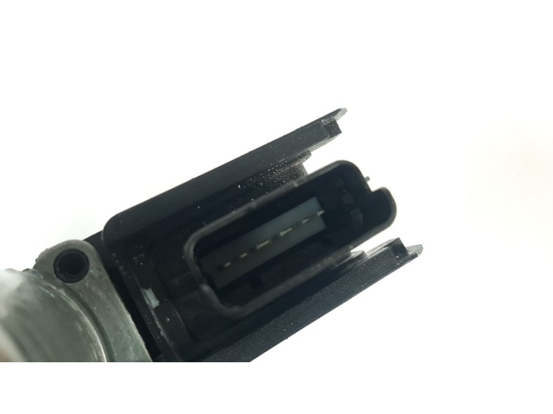 Recambio de motor elevalunas delantero izquierdo para kia niro (sg2) hybrid concept referencia OEM IAM 82450AT100  