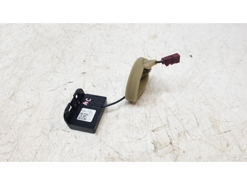 Recambio de modulo electronico para renault clio v intens referencia OEM IAM 282124064R  