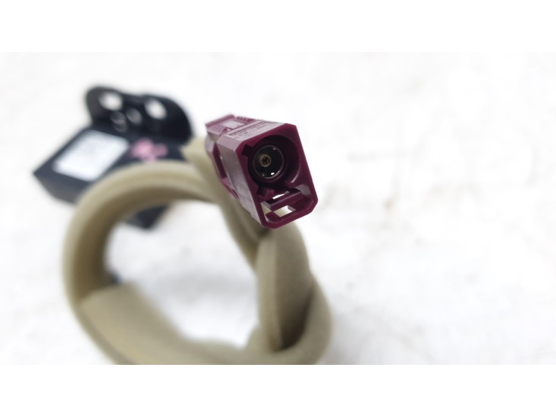 Recambio de modulo electronico para renault clio v intens referencia OEM IAM 282124064R  