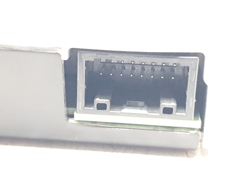 Recambio de camara vision trasera para toyota yaris cross hybrid 2wd active tech referencia OEM IAM 8646C52270  