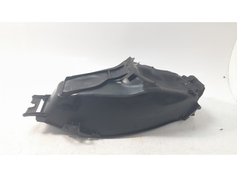 Recambio de baul bajo asiento para honda pcx 125 referencia OEM IAM 81250K1ZJ10  