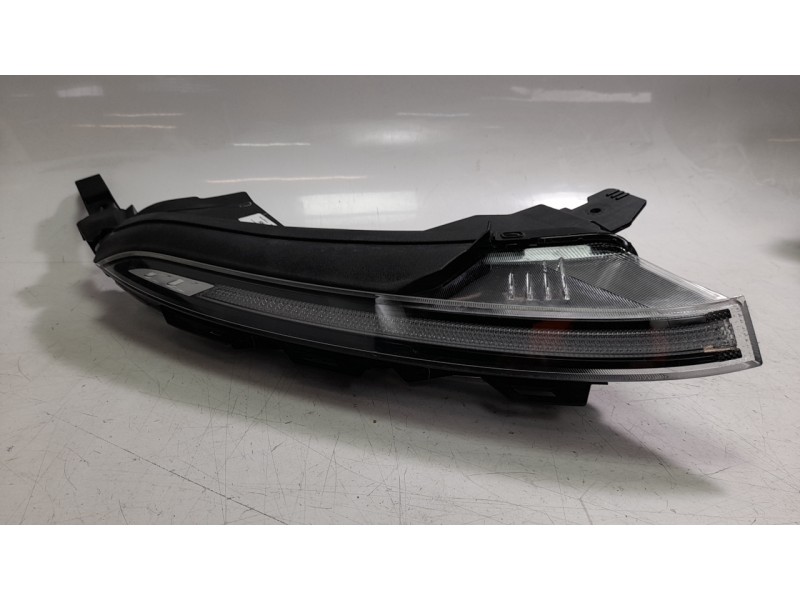 Recambio de piloto delantero derecho para hyundai bayon 1.2 mpi 79 cv maxx (2024) referencia OEM IAM 92208Q0710  