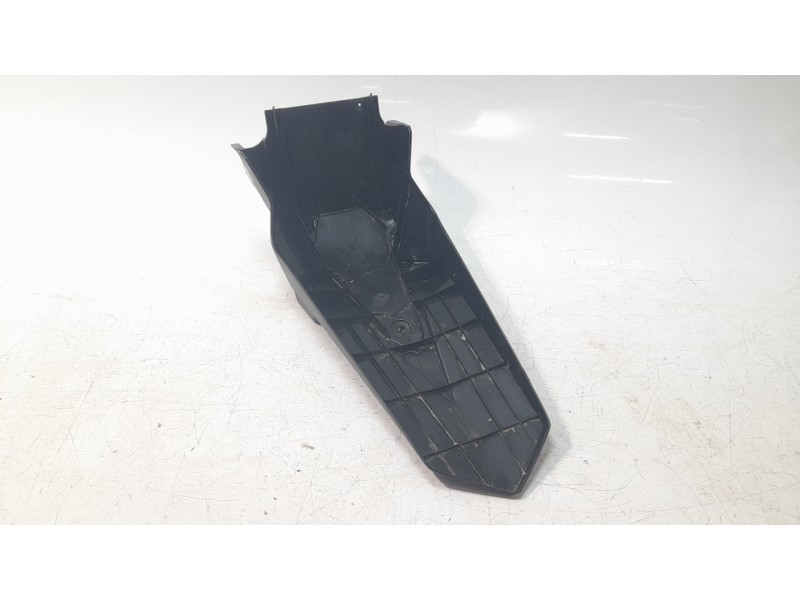 Recambio de portamatriculas para honda pcx 125 referencia OEM IAM 80101K1YD10  