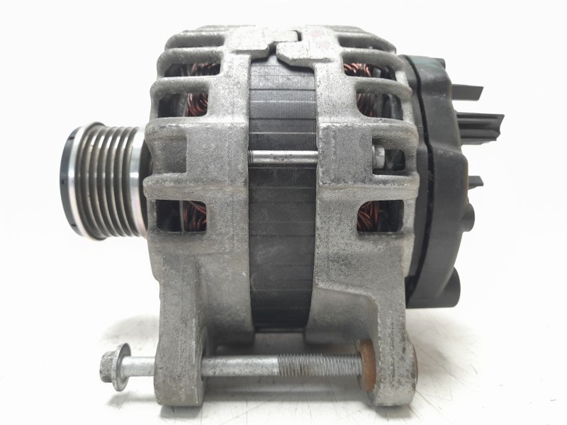 Recambio de alternador para renault megane iv hatchback (b9a/m/n_) 1.5 dci 110 (b9a3) referencia OEM IAM 231004EA0AF  