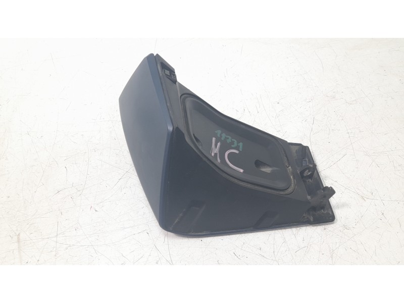 Recambio de moldura para honda pcx 125 referencia OEM IAM 81141K1ZJ10YF  