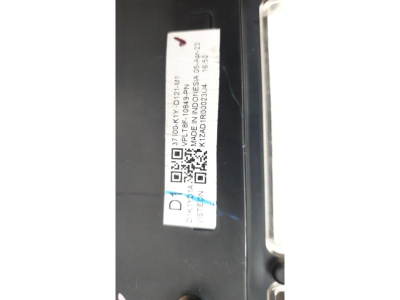 Recambio de cuadro instrumentos para honda pcx 125 referencia OEM IAM 37100K1YD11  
