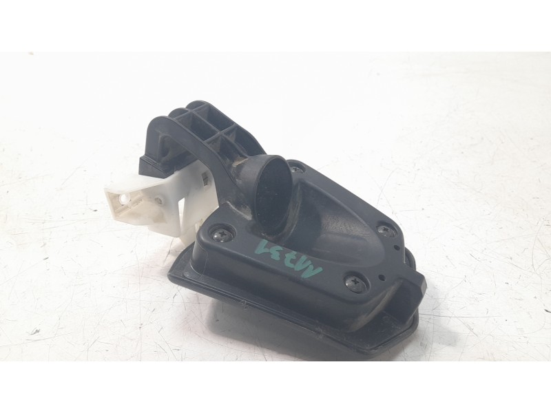 Recambio de tapa exterior combustible para honda pcx 125 referencia OEM IAM 64405K1ZJ10ZA  