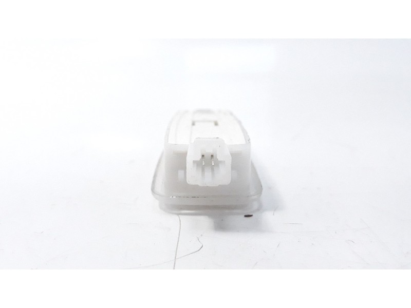 Recambio de luz interior para audi a1 sportback (8xf) attracted referencia OEM IAM 4H0947105D  