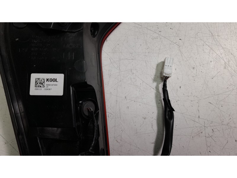 Recambio de piloto trasero izquierdo para kia niro ii (sg2) 1.6 gdi hybrid referencia OEM IAM 92401AT000  