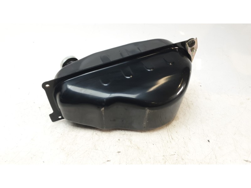 Recambio de deposito combustible para honda pcx 125 referencia OEM IAM 17510K1ZJ10  