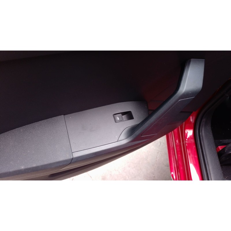 Recambio de mando elevalunas trasero izquierdo para seat ibiza v (kj1, kjg) 1.0 tsi referencia OEM IAM   