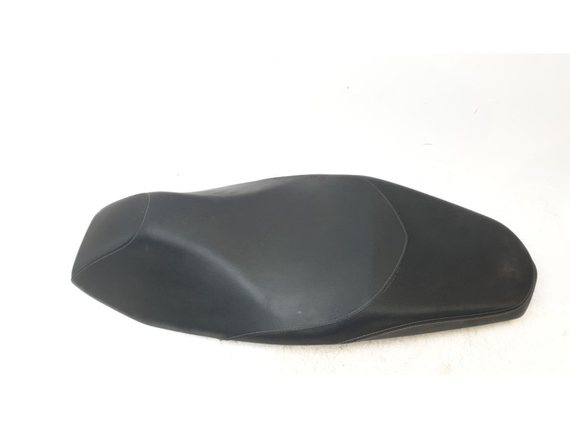 Recambio de asiento delantero para honda pcx 125 referencia OEM IAM 77200K1ZJ1000  