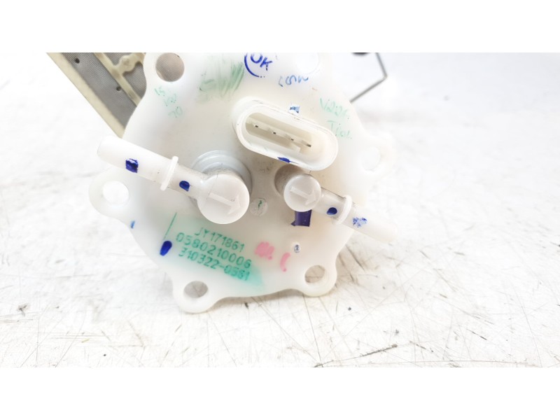 Recambio de bomba combustible para ktm 125 duke 125 duke referencia OEM IAM 93307088000  