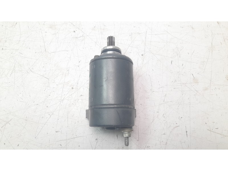 Recambio de motor arranque para ktm 125 duke 125 duke referencia OEM IAM 90140001000  