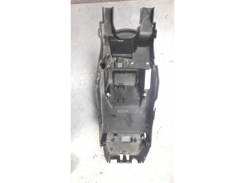 Recambio de guardabarros para bmw f (801cc - ) f 900 r (4r90) referencia OEM IAM 46628396359  