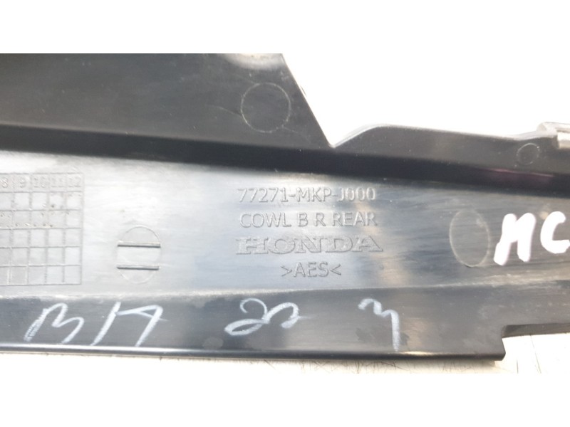 Recambio de moldura para honda cb 500f cb 500 f referencia OEM IAM 77271MKPJ000  