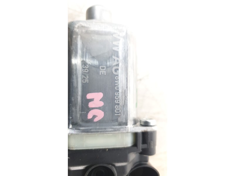 Recambio de motor elevalunas delantero izquierdo para audi a1 sportback (gba) 30 tfsi referencia OEM IAM 8W0959801 0130822705 