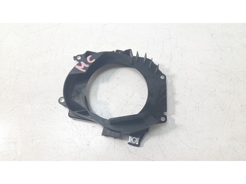 Recambio de canalizador de aire para honda pcx 125 referencia OEM IAM 19105K2SN001  