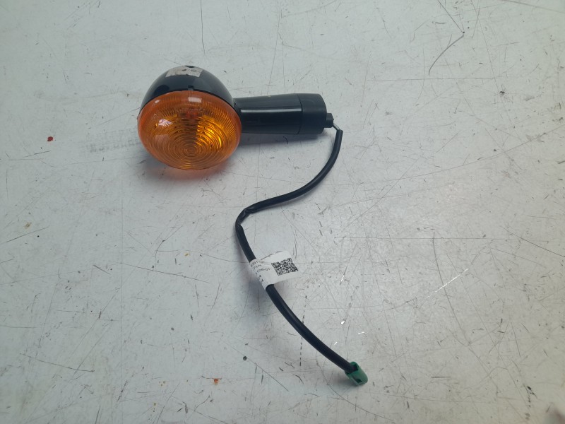 Recambio de piloto delantero izquierdo para royal enfield super meteor 650 super meteor 650 referencia OEM IAM RAN00115  