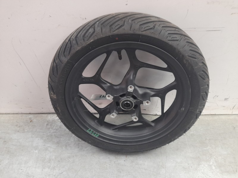 Recambio de llanta delantera para honda pcx 125 referencia OEM IAM 44650K1YJ50ZA  