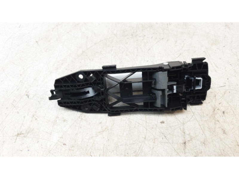 Recambio de maneta exterior delantera izquierda para audi a1 sportback (gba) 30 tfsi referencia OEM IAM 8V0837205A  