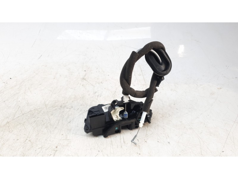 Recambio de cerradura puerta trasera izquierda para byd atto 3 ev referencia OEM IAM SC2EM6205200  